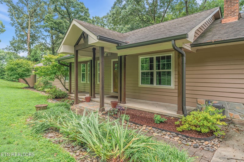 1601 Garland Rd, Knoxville, TN 37922