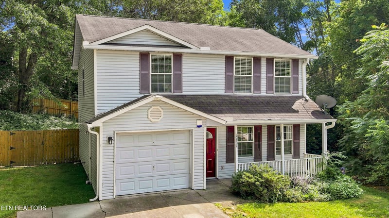 1601 Romulus Ln, Knoxville, TN 37931