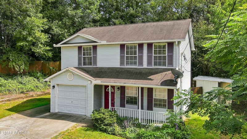 1601 Romulus Ln, Knoxville, TN 37931