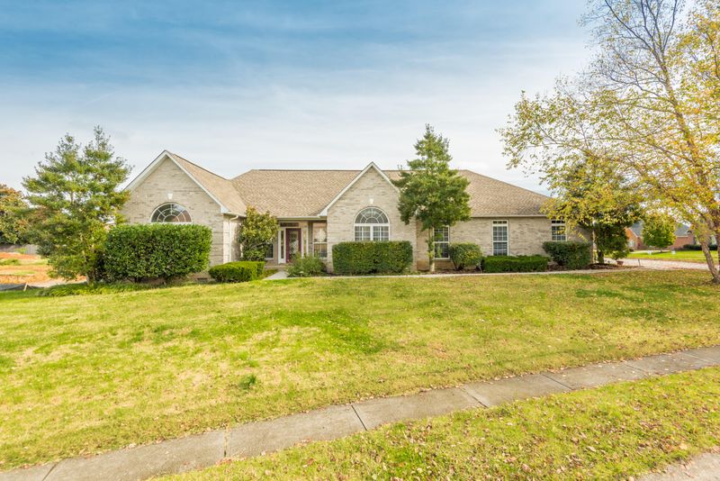 1602 Aberdeen Dr, Alcoa, TN 37701