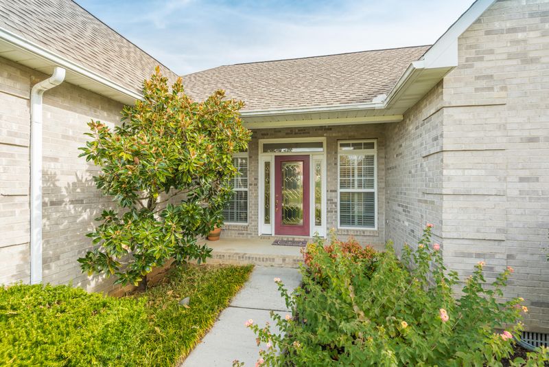 1602 Aberdeen Dr, Alcoa, TN 37701