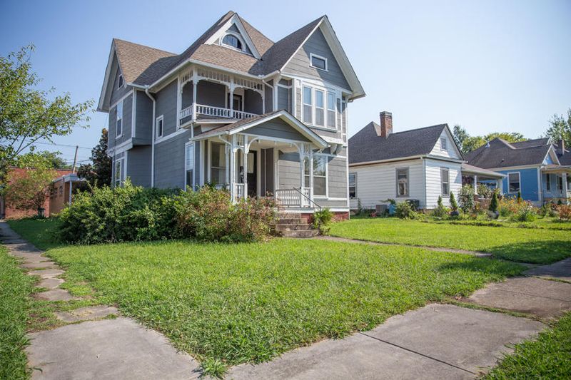 1603 Jefferson Ave, Knoxville, TN 37917