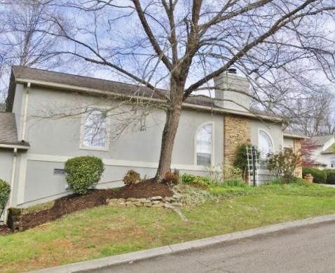 1603 Stone Hedge Dr, Knoxville, TN 37909