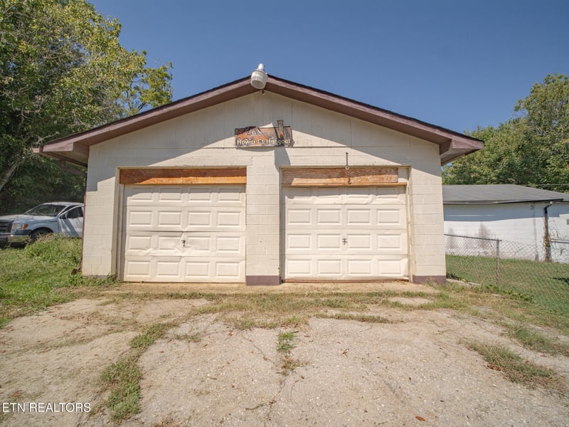 1603 Willoughby Rd, Knoxville, TN 37920