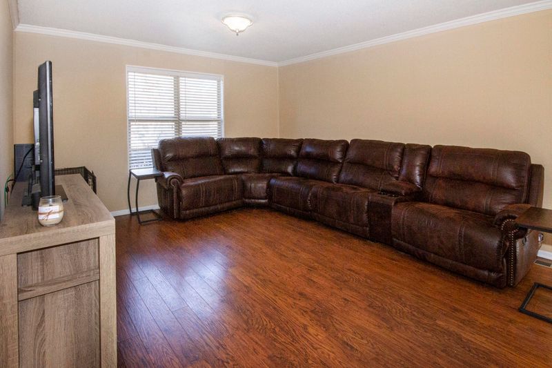 1604 Bexhill Dr, Knoxville, TN 37922