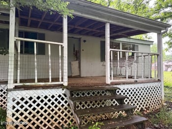 1604 Lamar St, Athens, TN 37303