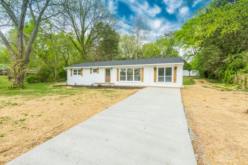 1604 Rambling Rd, Knoxville, TN 37912