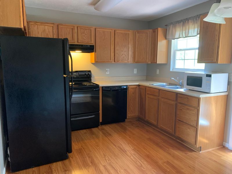 1605 Maple View Way, Knoxville, TN 37918