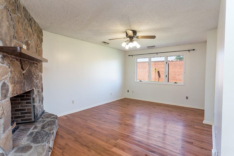 1606 Palos St, Athens, TN 37303