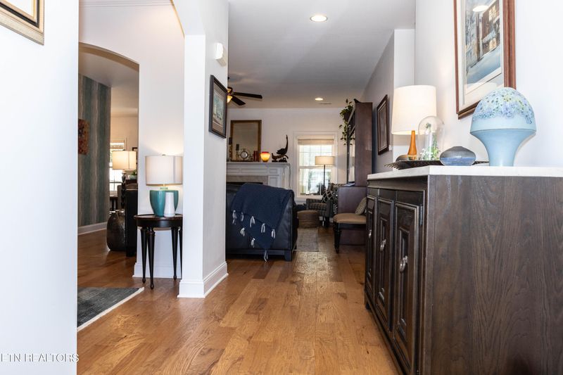 1608 Autumn Path Ln, Knoxville, TN 37918