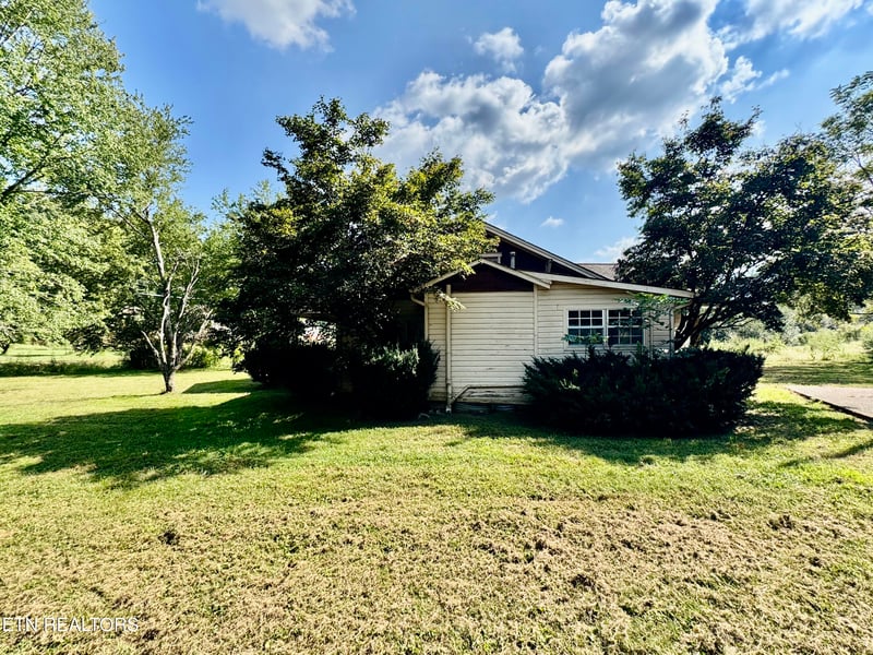 1608 Highway 116, Caryville, TN 37714