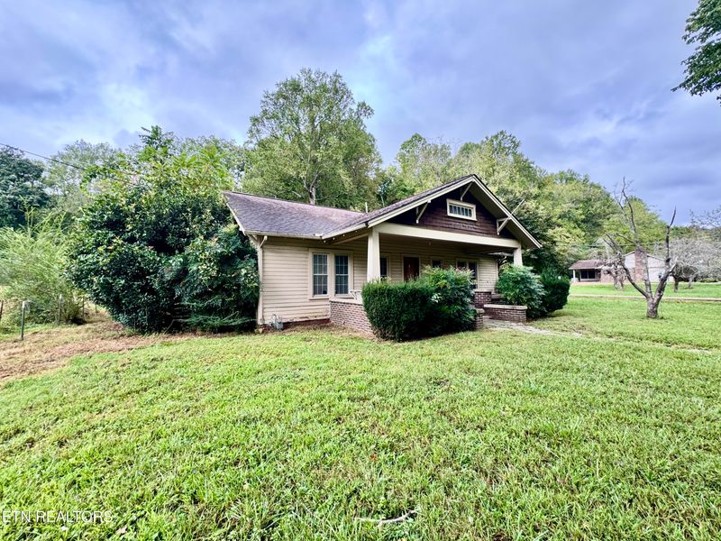 1608 Highway 116, Caryville, TN 37714