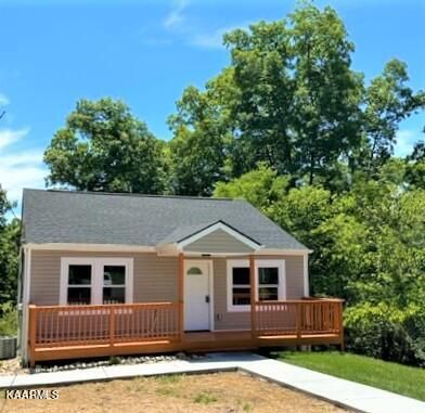 1608 Lundy Rd, Knoxville, TN 37920