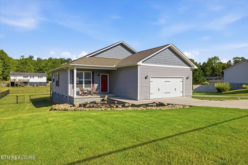 1608 Tazewell Pike, Plainview, TN 37721