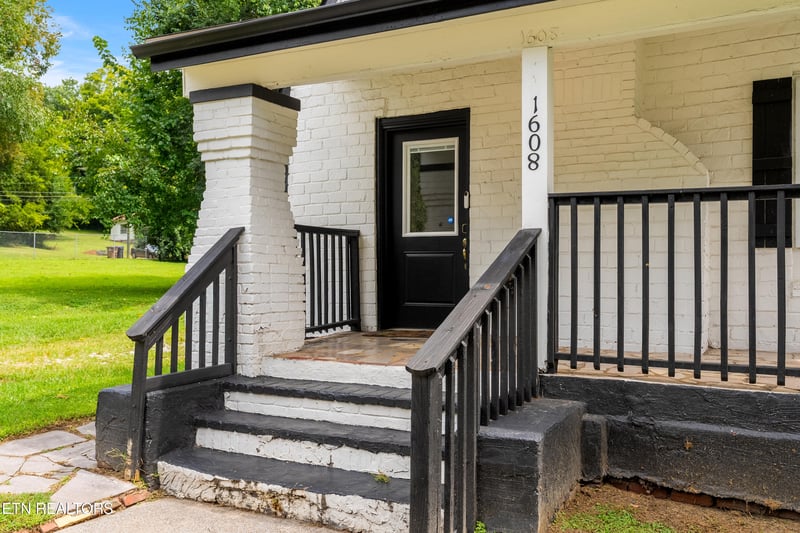 1608 Wilder Pl, Knoxville, TN 37915