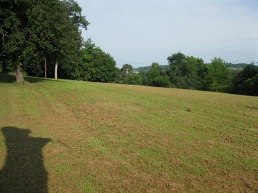 1609 Beardshire St, Sweetwater, TN 37874