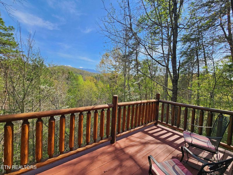 1609 Majestic Oak Way, Sevierville, TN 37862