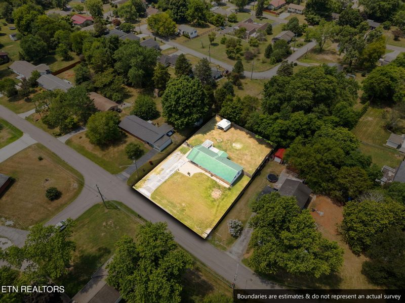 1609 Rambling Rd, Knoxville, TN 37912