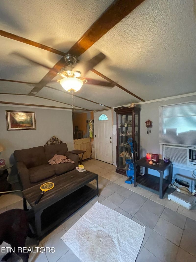 161 Baker Rd, Rockwood, TN 37854