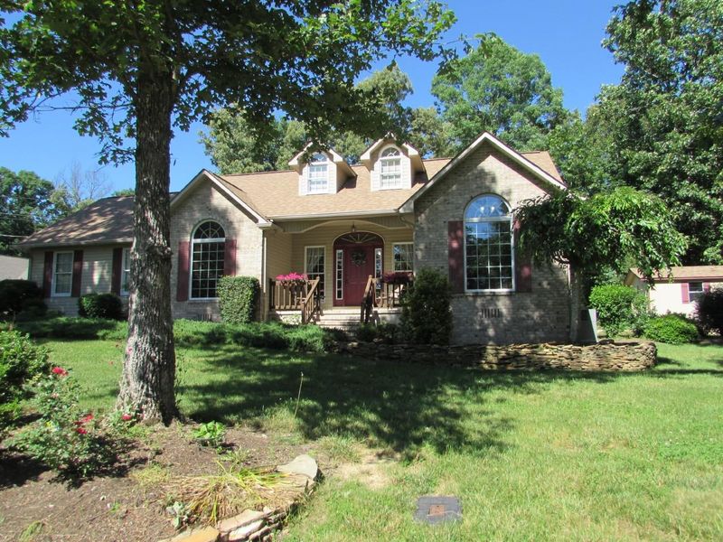 161 Exeter Dr, Crossville, TN 38558