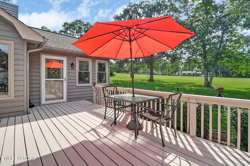 161 Greenwood Rd, Crossville, TN 38558