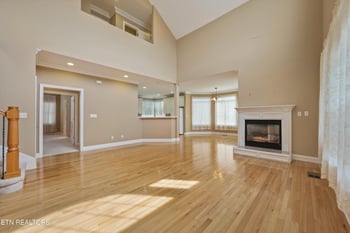 161 Liberty Ct, Oak Ridge, TN 37830
