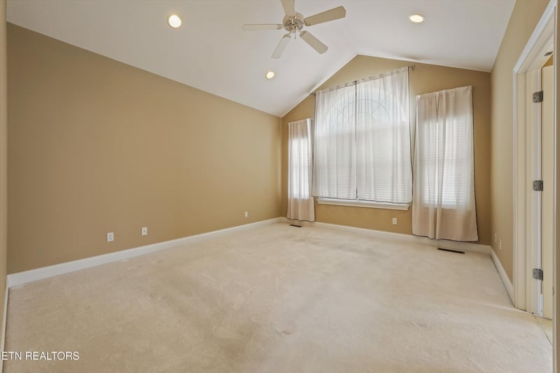 161 Liberty Ct, Oak Ridge, TN 37830