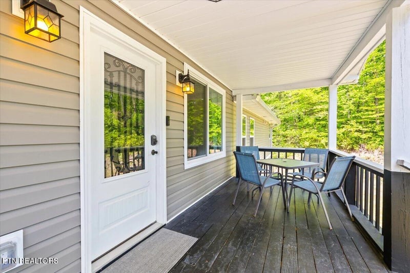 161 Mountain View Dr, Rocky Top, TN 37769