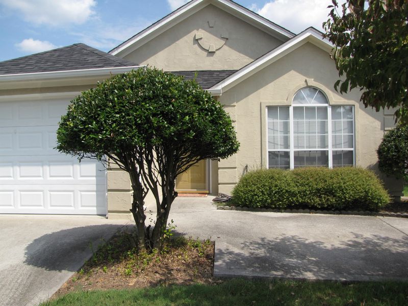 1610 Chenoweth Cir, Knoxville, TN 37909