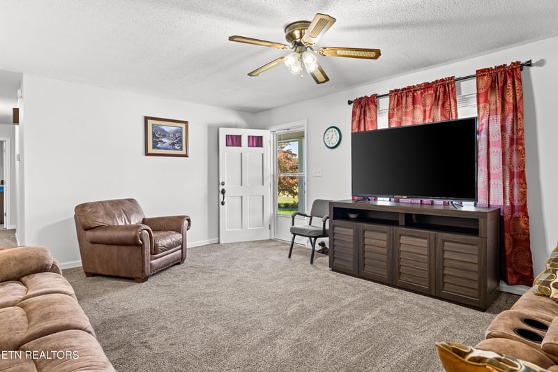 1610 N State Highway 11, Sweetwater, TN 37874