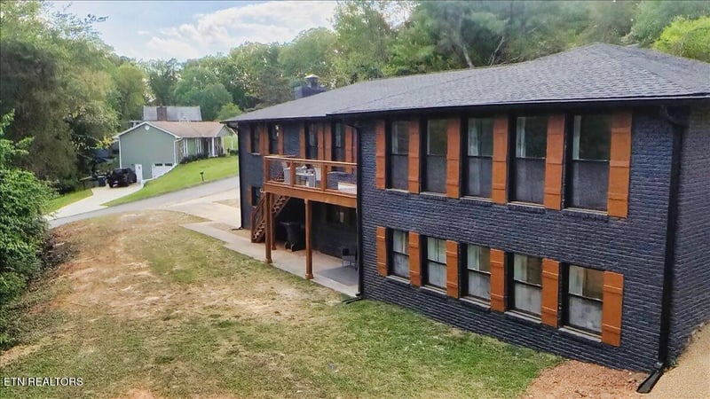 1610 Pinebark Dr, Knoxville, TN 37931