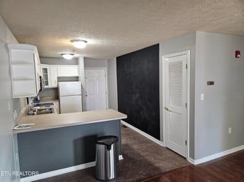 1610 Queen Anne Way, Knoxville, TN 37916