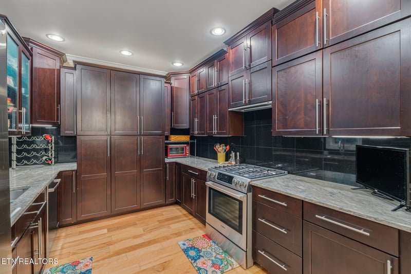 1612 Cottage Wood Way, Knoxville, TN 37919
