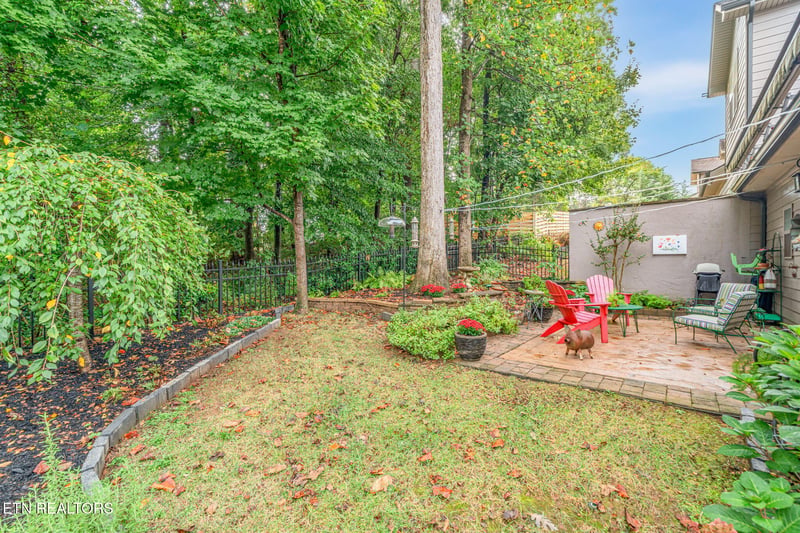 1612 Cottage Wood Way, Knoxville, TN 37919