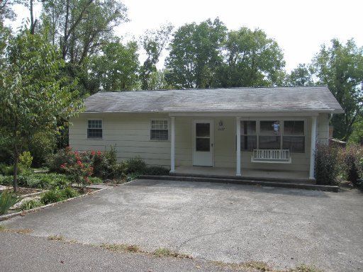 1612 Ridgecrest Dr, Knoxville, TN 37918