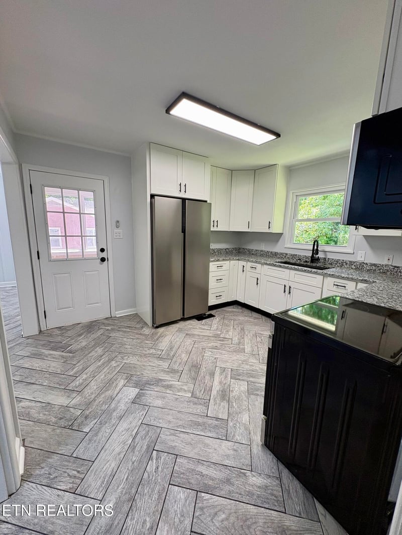 1613 Autry Way, Knoxville, TN 37909