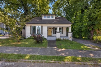 1613 Dunbar St, Knoxville, TN 37921