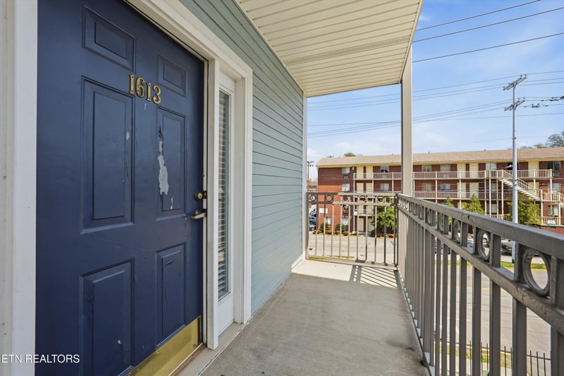 1613 Queen Anne Way, Knoxville, TN 37916