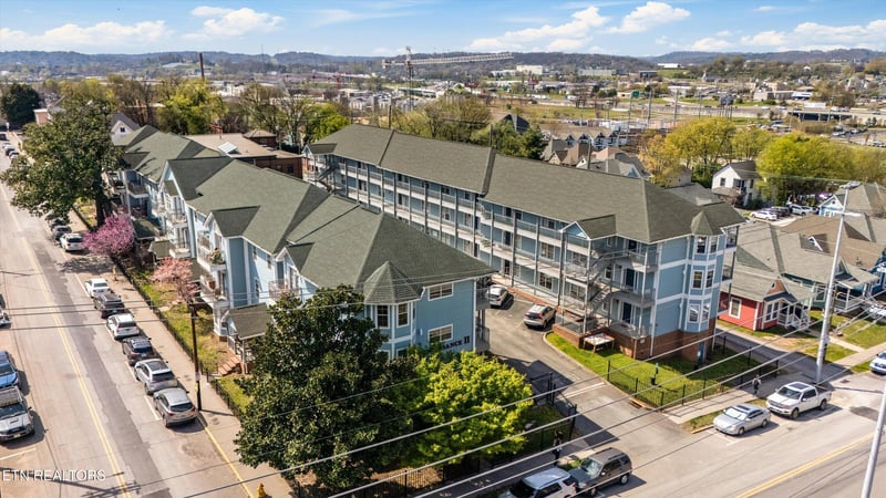 1613 Queen Anne Way, Knoxville, TN 37916