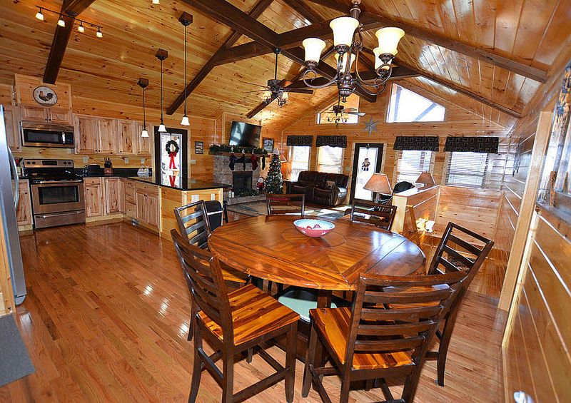 1614 Bluff Ridge Rd, Sevierville, TN 37876