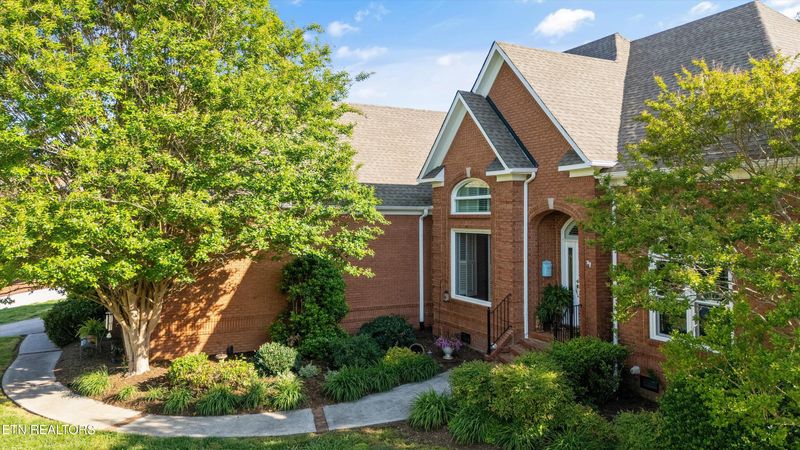 1614 Pinnacle Point Dr, Alcoa, TN 37701