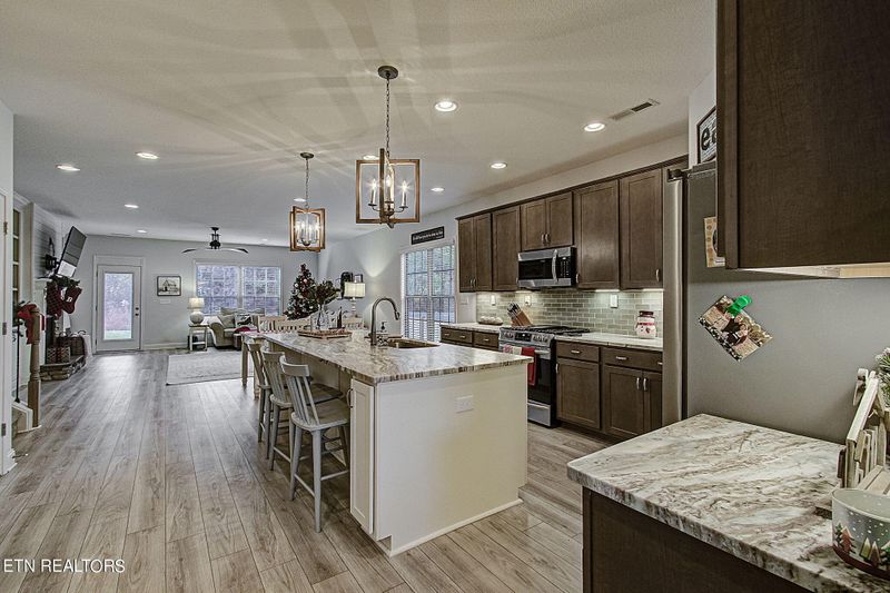 1614 Ridge Climber Rd, Knoxville, TN 37922
