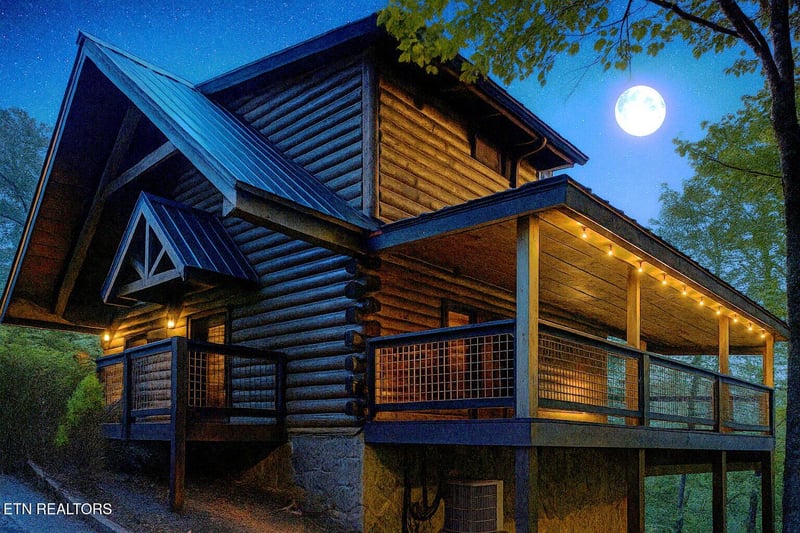 1615 Misty Hollow Way, Gatlinburg, TN 37738