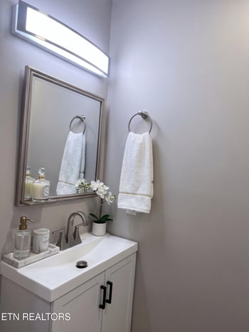 1615 Washington Pike, Knoxville, TN 37917