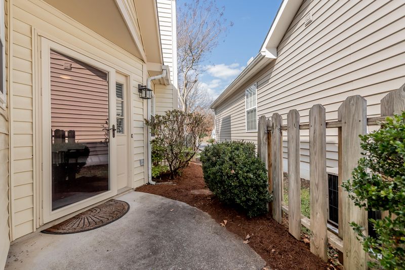 1616 Chenoweth Cir, Knoxville, TN 37909