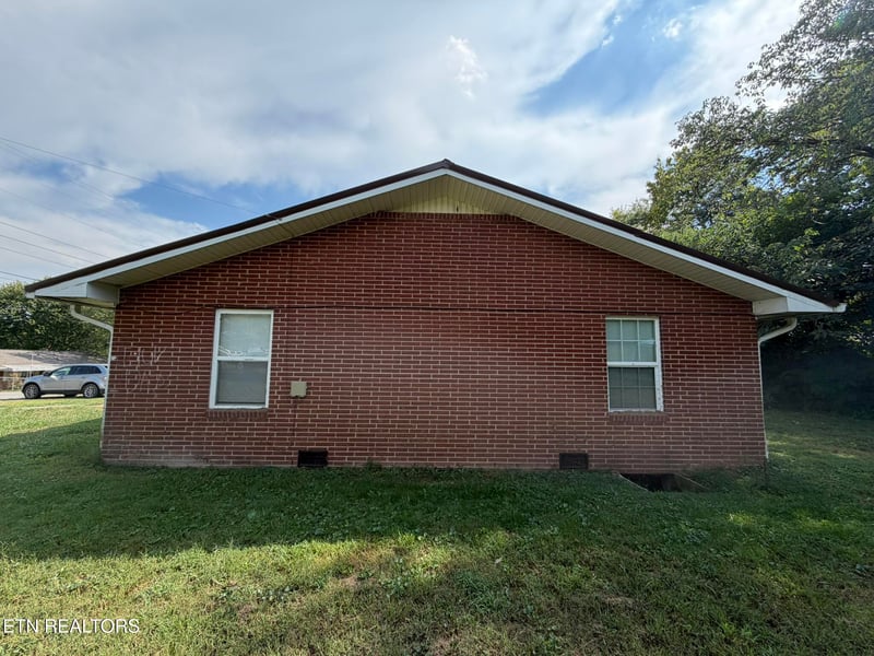 1617 Jefferson St, Morristown, TN 37814