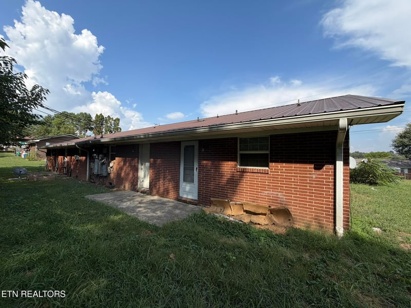 1617 Jefferson St, Morristown, TN 37814