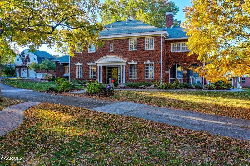 1617 Springbrook Rd, Alcoa, TN 37701