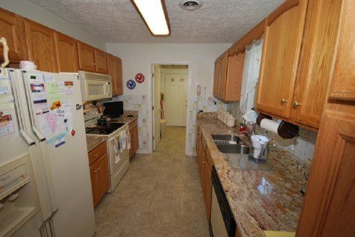 1618 Middle Ct, Sevierville, TN 37862