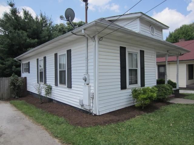 1619 Branner St, Knoxville, TN 37917